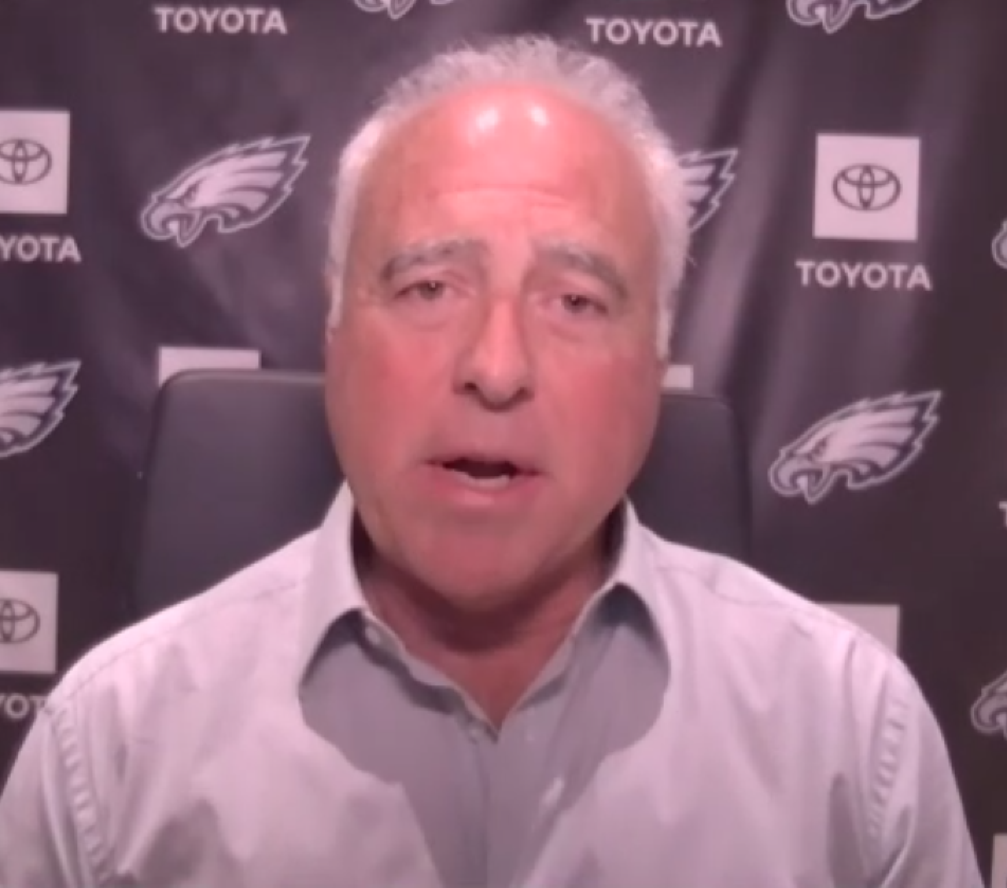 Inside The Birds: Sirianni Left On Island At Presser