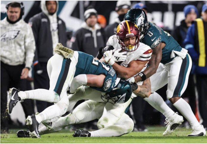Zack Baun Eagles Defense Reed Blankenship getty
