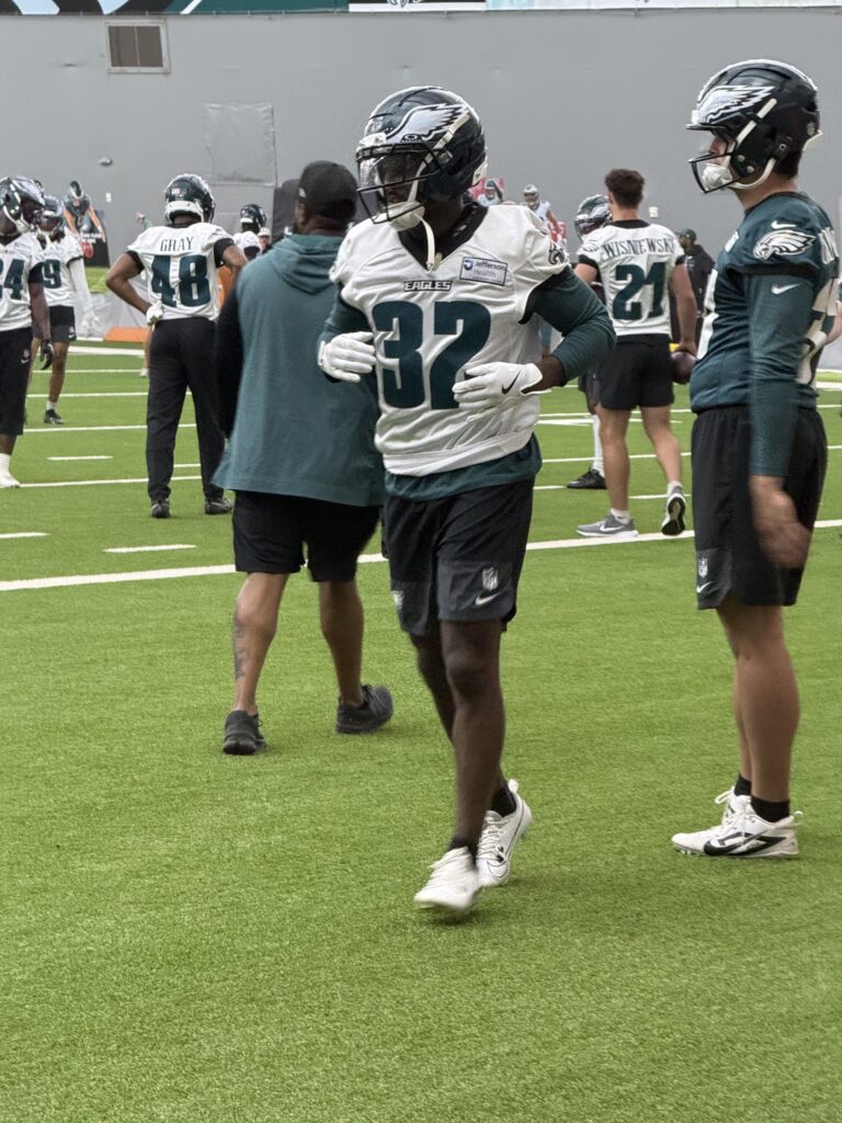 eagles ota camp 2026 jonathan jones dicecco