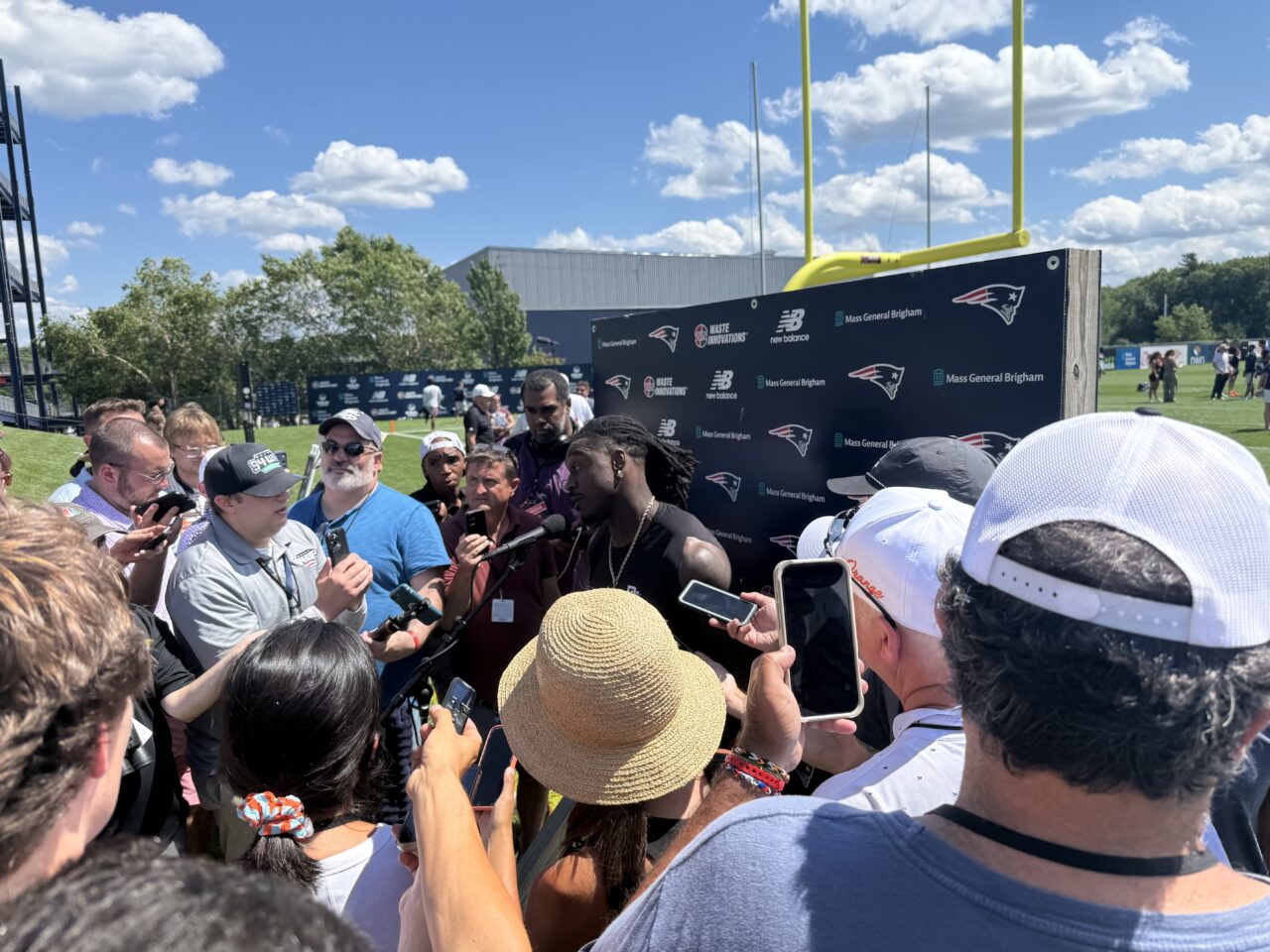 dicecco 2026 eagles patriots joint practices aj brown